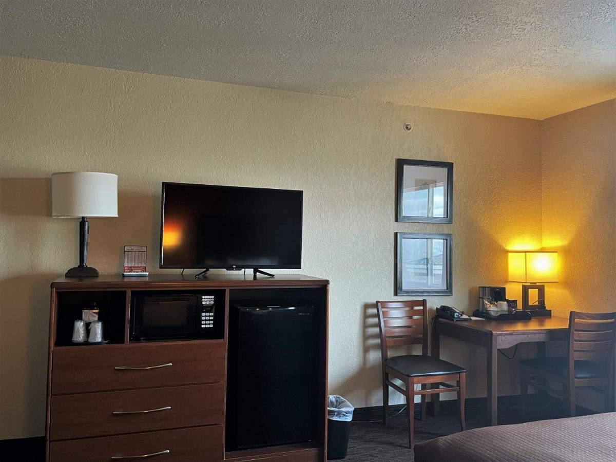 Americinn By Wyndham Petoskey Eksteriør bilde