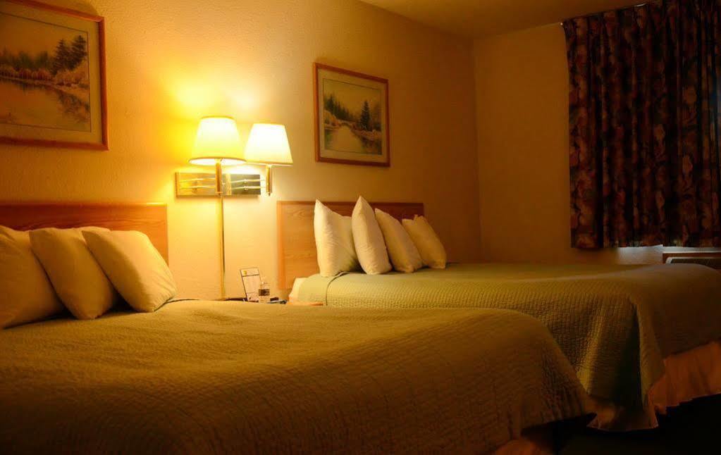 Americinn By Wyndham Petoskey Eksteriør bilde