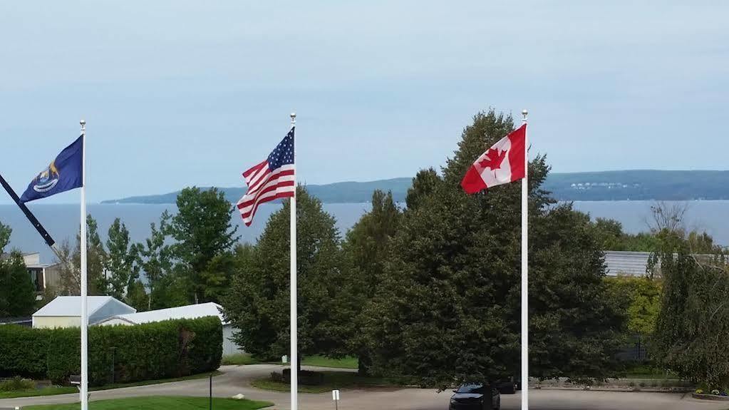 Americinn By Wyndham Petoskey Eksteriør bilde